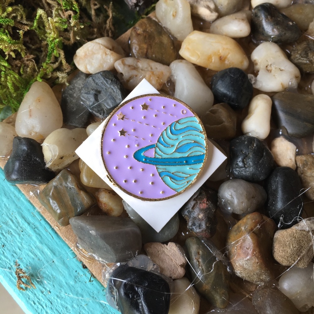 3/$15 Jupiter Planet Pin - Picture 2 of 3